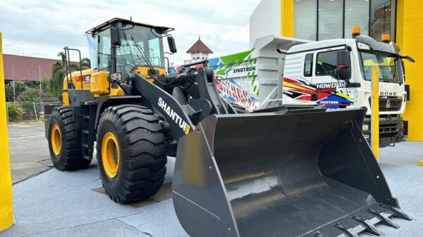 Shantui Wheel Loader L68K B5 - Gambar 2
